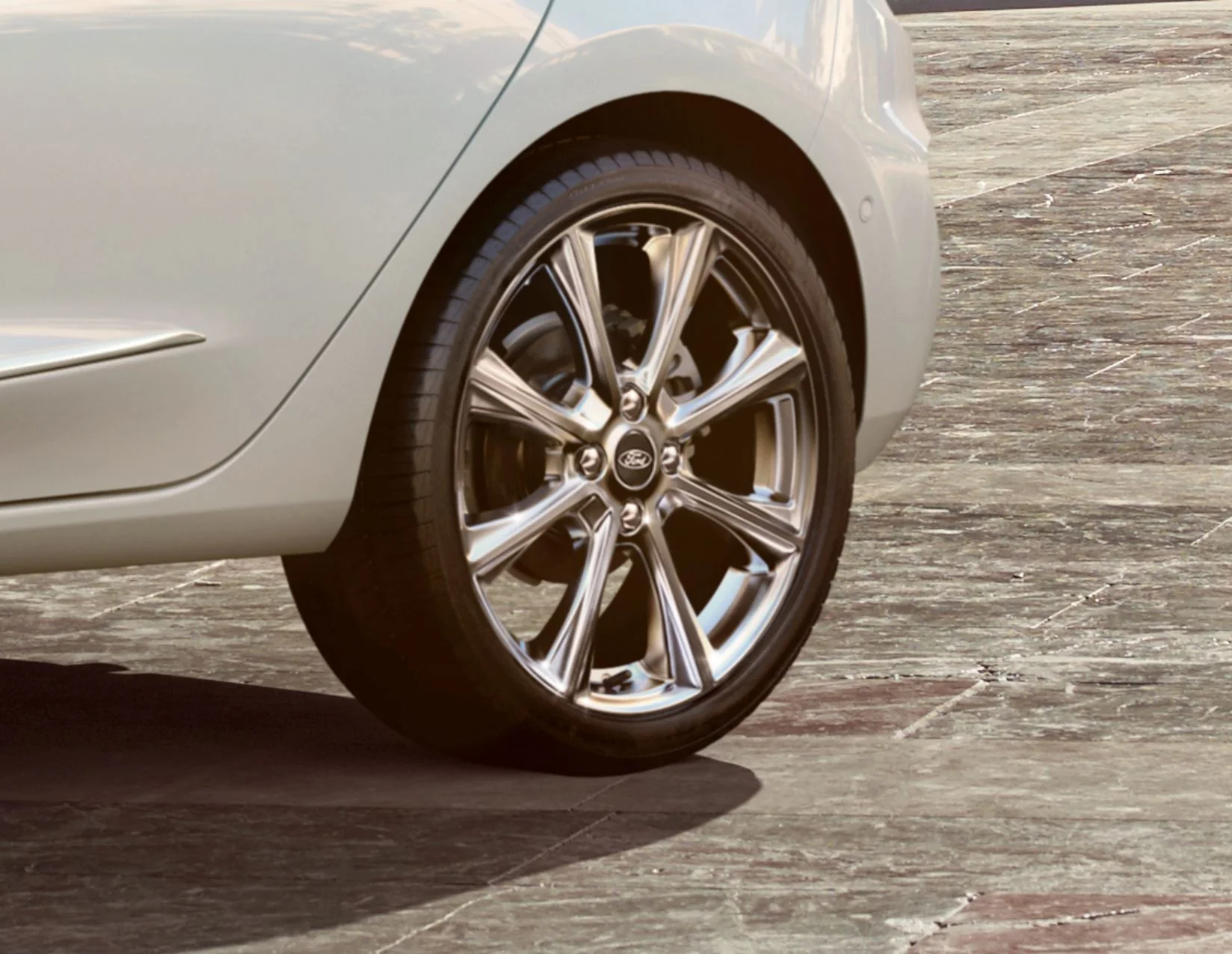 FIESTA/FIESTA VAN 18" ALLOY WHEEL 8-SPOKE DESIGN POLISHED FINISH 2017-2023 2238248 - Image 2
