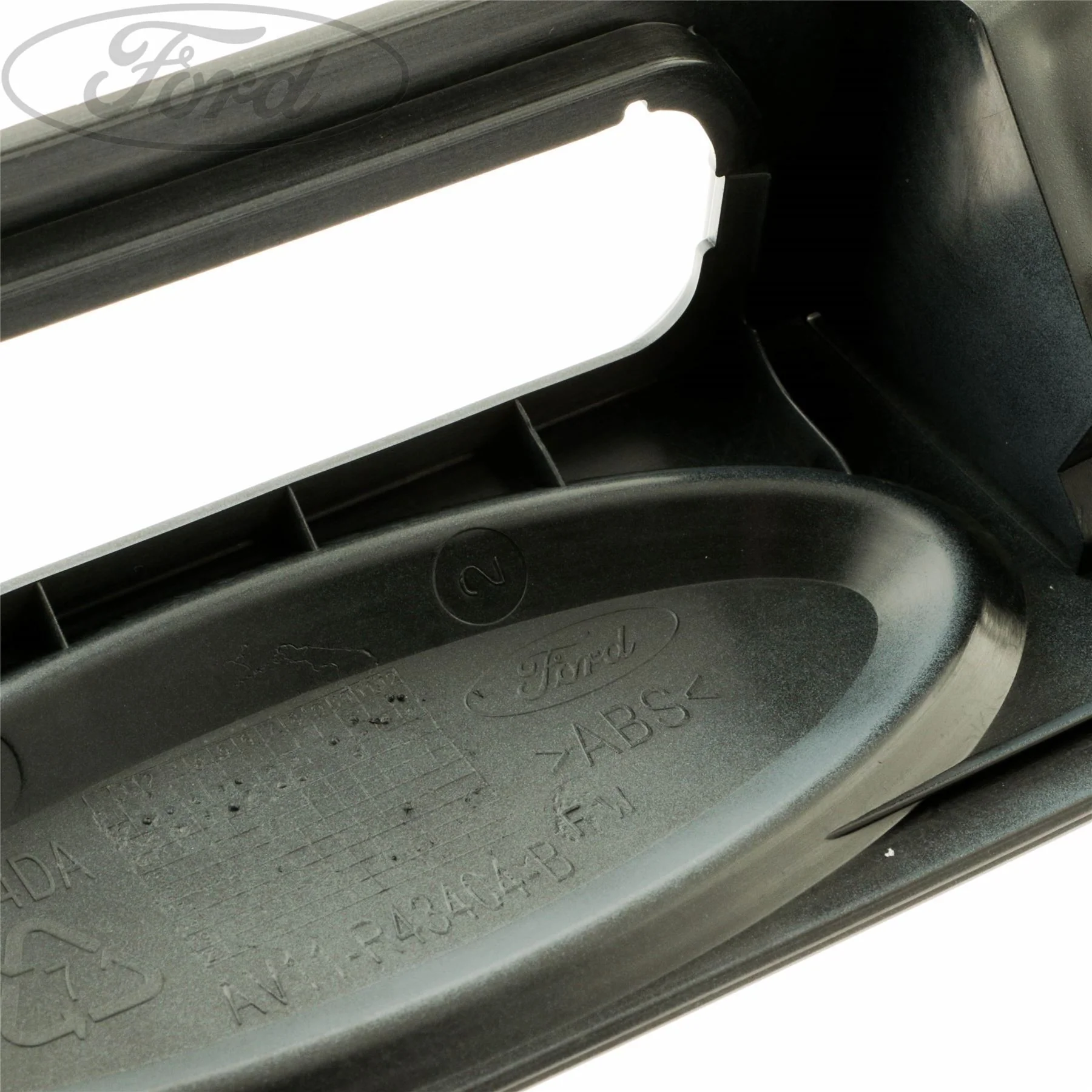 B-MAX REAR BOOT TAILGATE HANDLE LESS CAMERA MODELS - Image 2