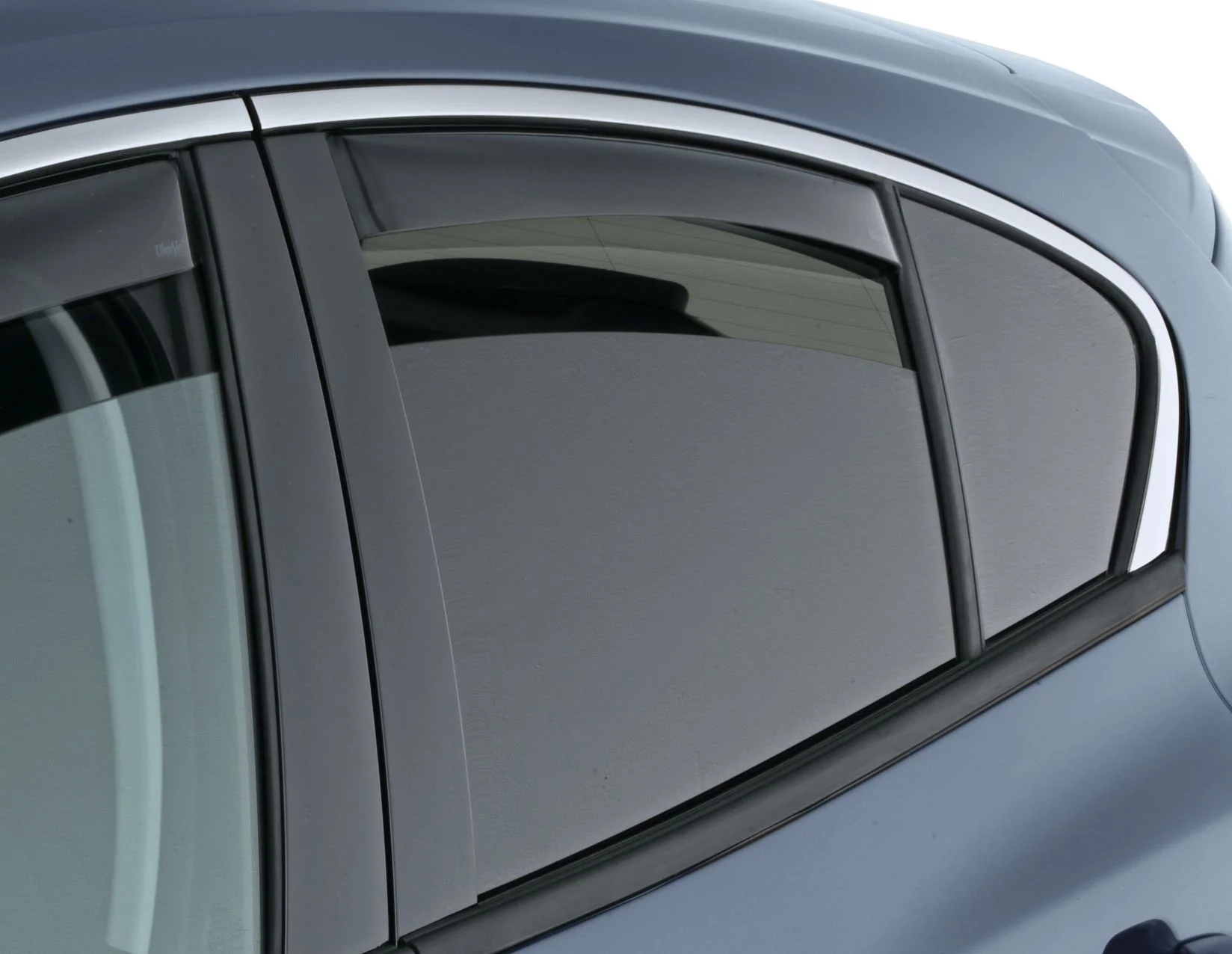 CLIMAIR®* WIND DEFLECTORS 05/2018, 4-/5-DOOR.
