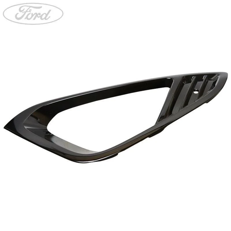 Fiesta O/S Drivers Side Front Bumper Fog Light Grille Surround 2017-2021 - Image 2