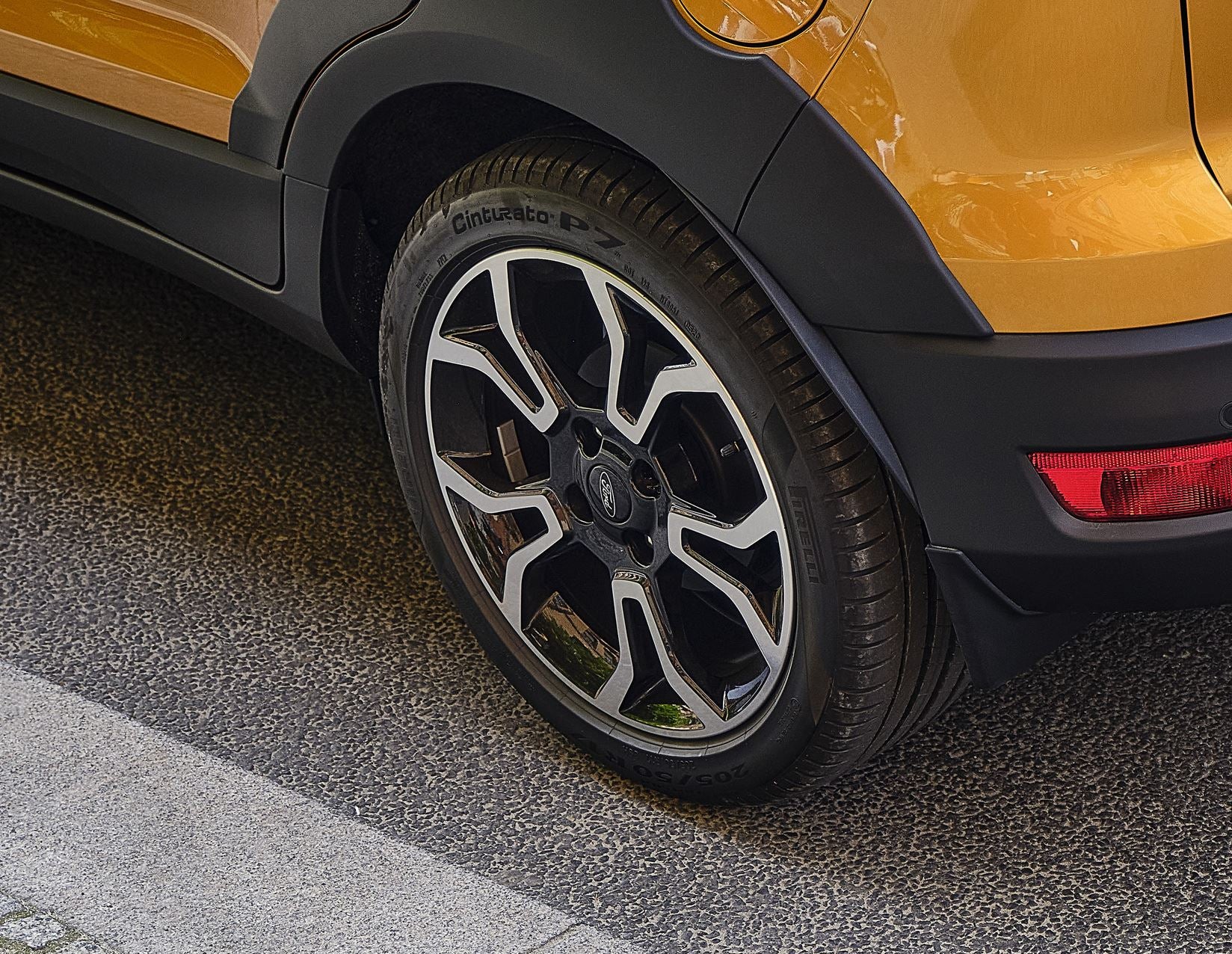 ECOSPORT 17" ALLOY WHEEL 5X2-SPOKE DESIGN ABSOLUTE BLACK MACHINED FINISH 2017-2023 2472211