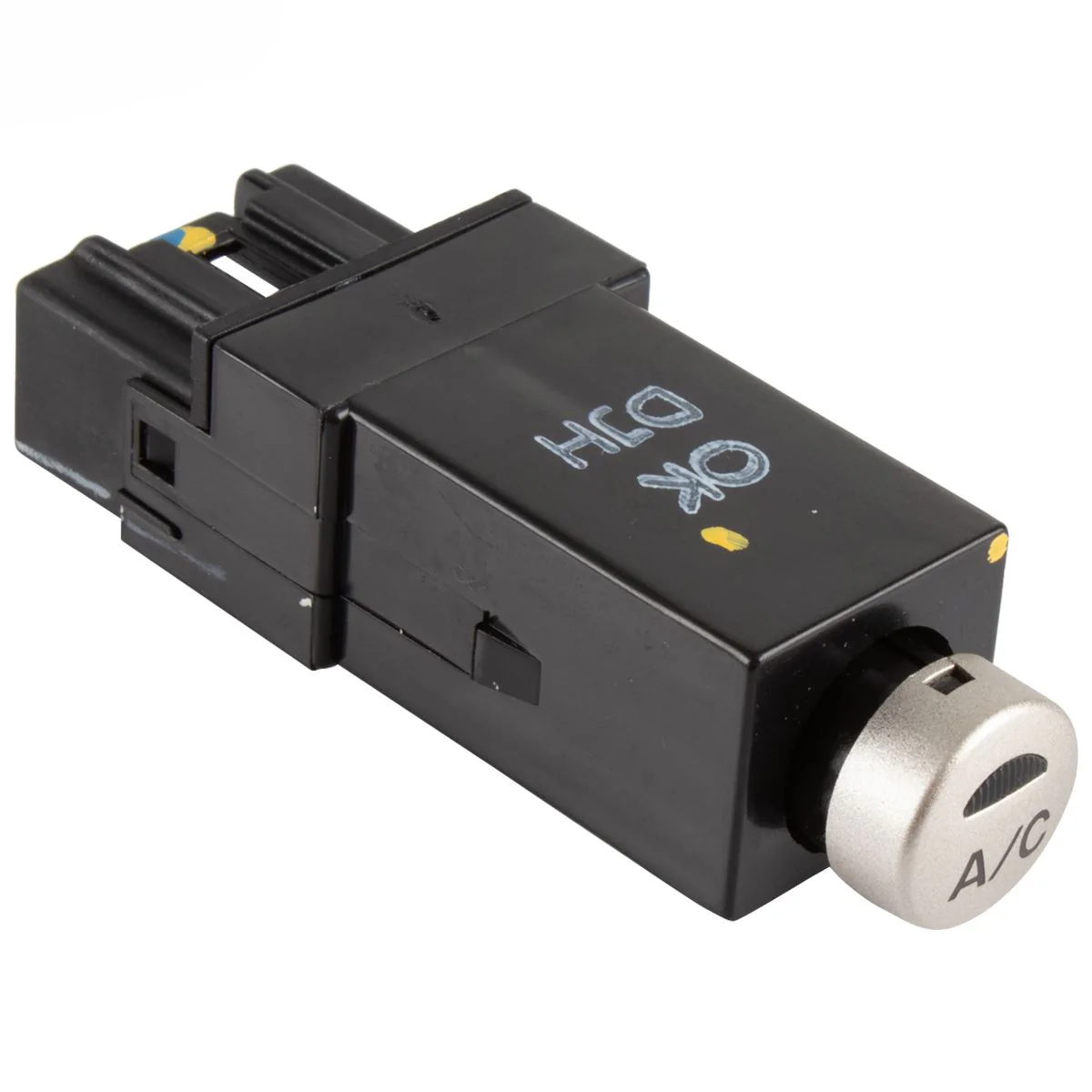 EVEREST AIR CONDITIONING VACUUM SYSTEM SWITCH WAGON 2006- - Image 8