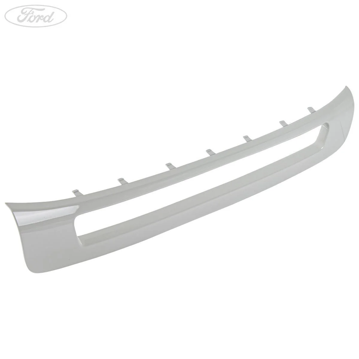 EVEREST LOWER RADIATOR GRILLE COOL WHITE 01/2012- - Image 2