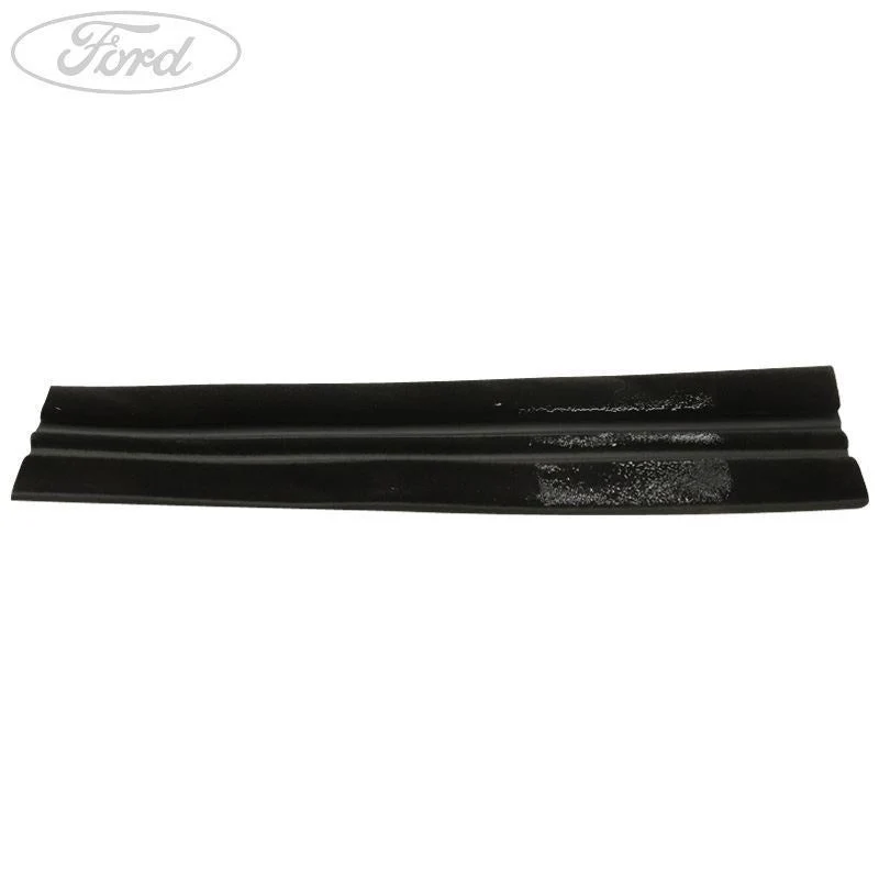FIESTA REAR DOOR GLASS RUNNER SEAL 2012- - Image 3