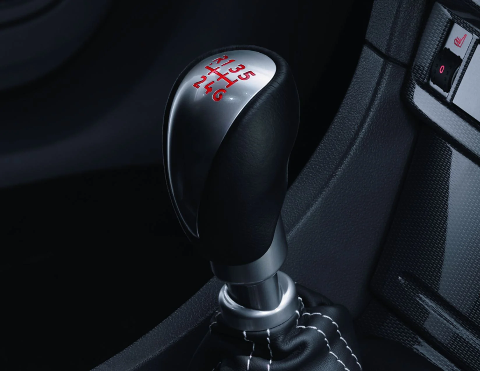 FOCUS GEAR LEVER KNOB 03/2008 07/2011, HIGH SERIES ONLY (GHIA/TITANIUM), FOR 6-SPEED TRANSMISSION, EXCLUDING ST.