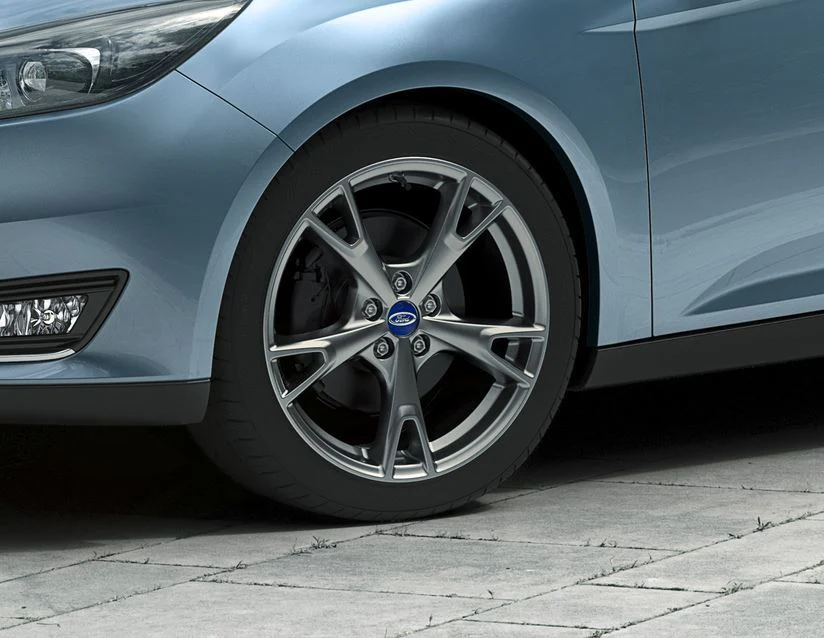 FOCUS 18" ALLOY WHEEL 8-SPOKE DESIGN ROCK METALLIC FINISH 2016-2019 - Image 2