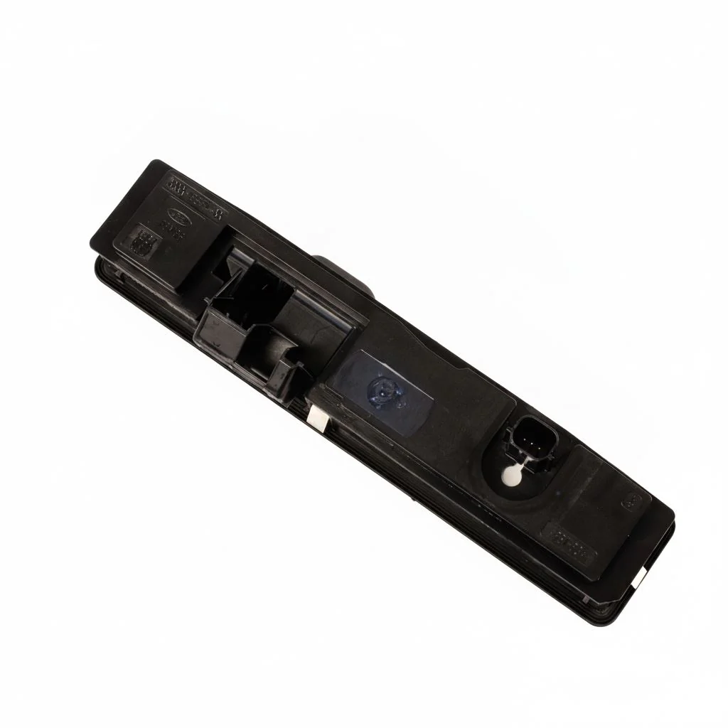 Focus Rear Luggage Compartment Tailgate Lock Switch 2018-On - Image 3