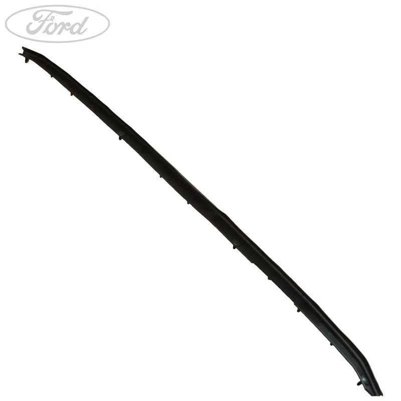 FOCUS FRONT BUMPER CROSS MEMBER FINISHING TRIM 14-18 - Image 2