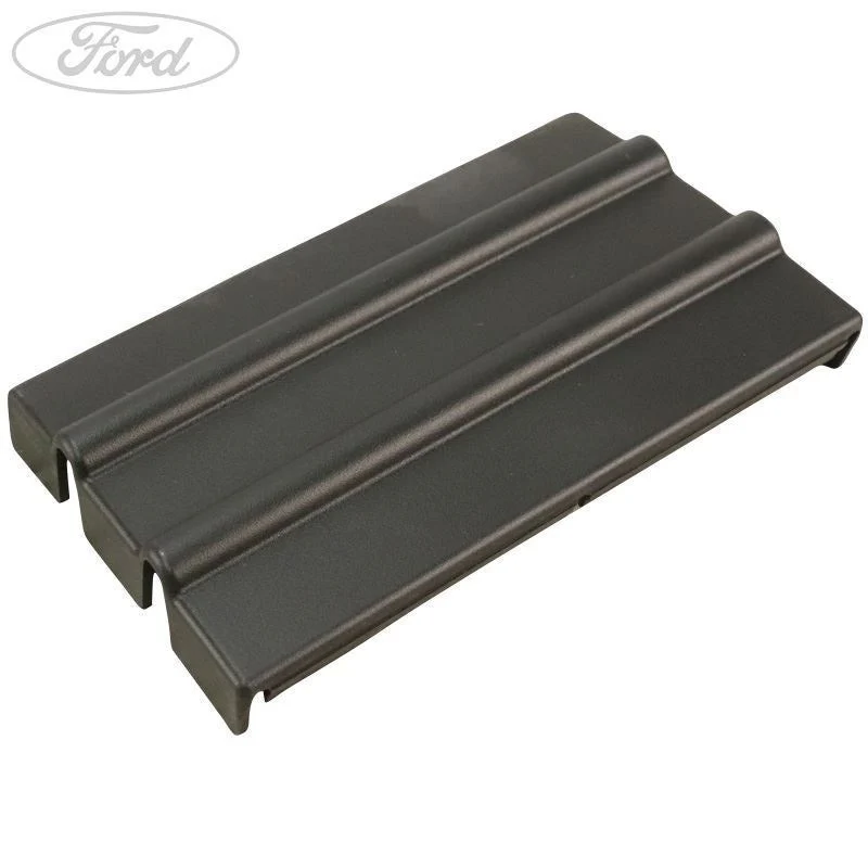 FOCUS FRONT BUMPER LOWER CENTRE COVER W/ ADAPTIVE SPEED - Image 2