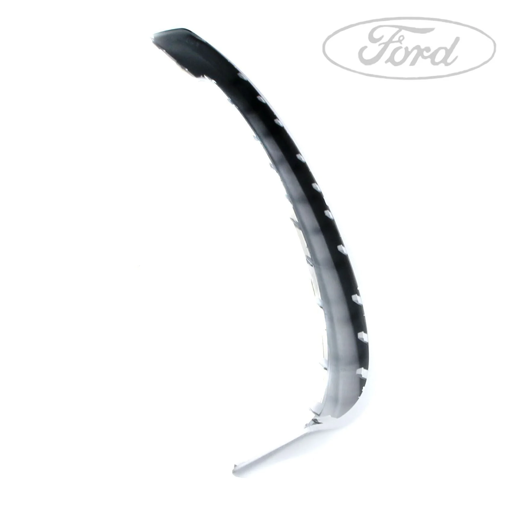 FOCUS REAR BUMPER MOULDING TRIM - Image 3