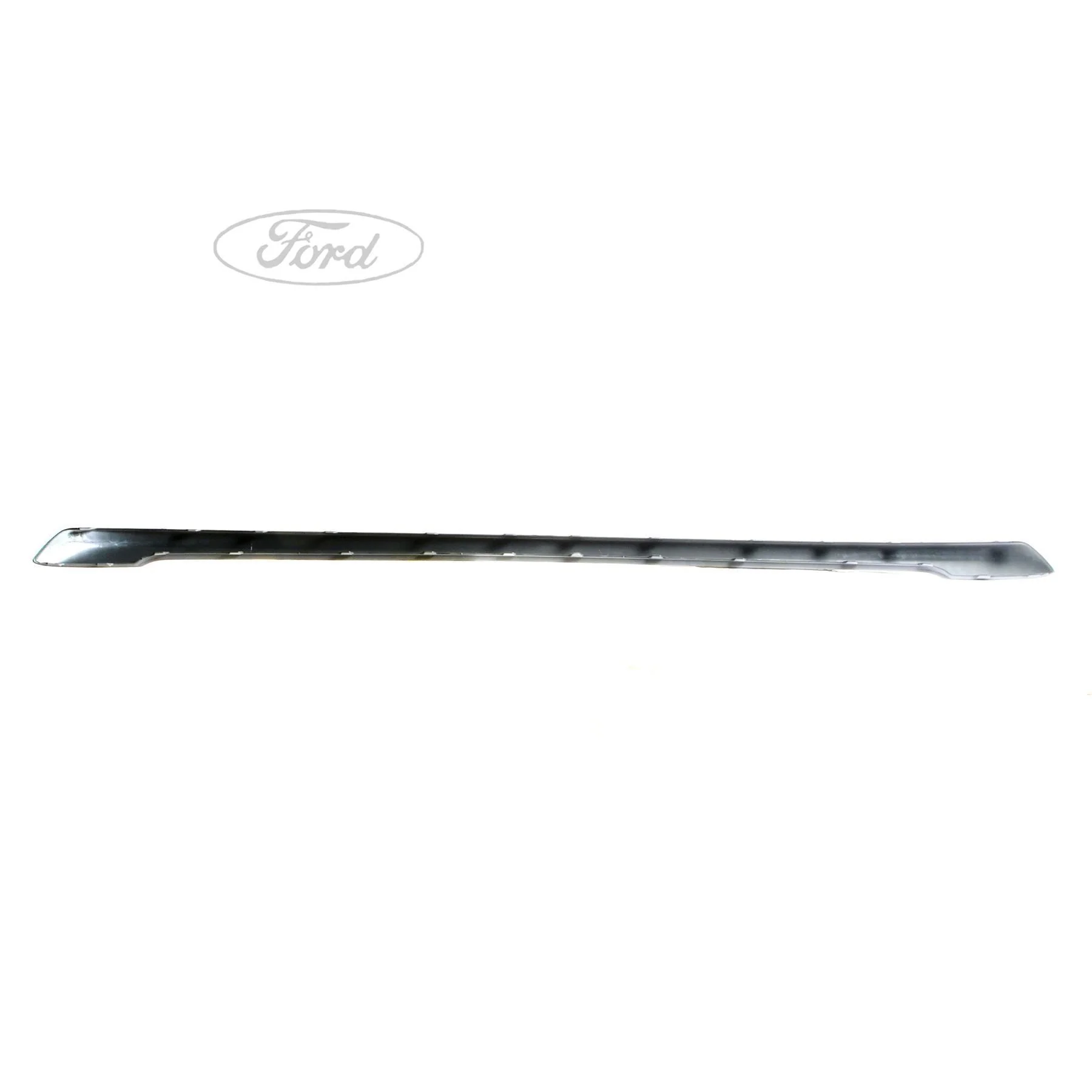 FOCUS REAR BUMPER MOULDING TRIM - Image 4