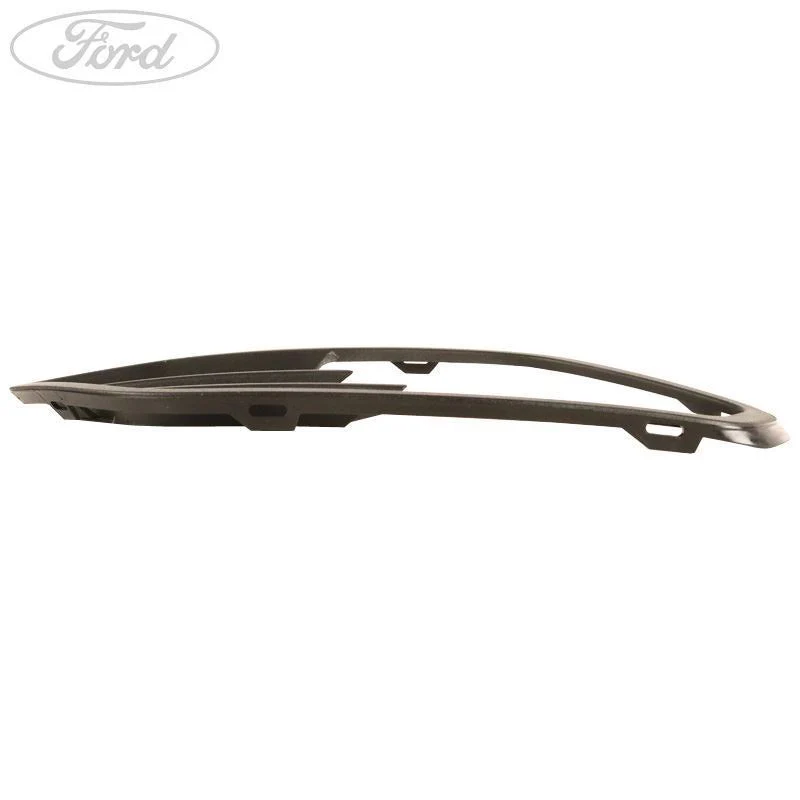 KUGA N/S FRONT BUMPER FOG LIGHT COVER SURROUND 2016- - Image 3