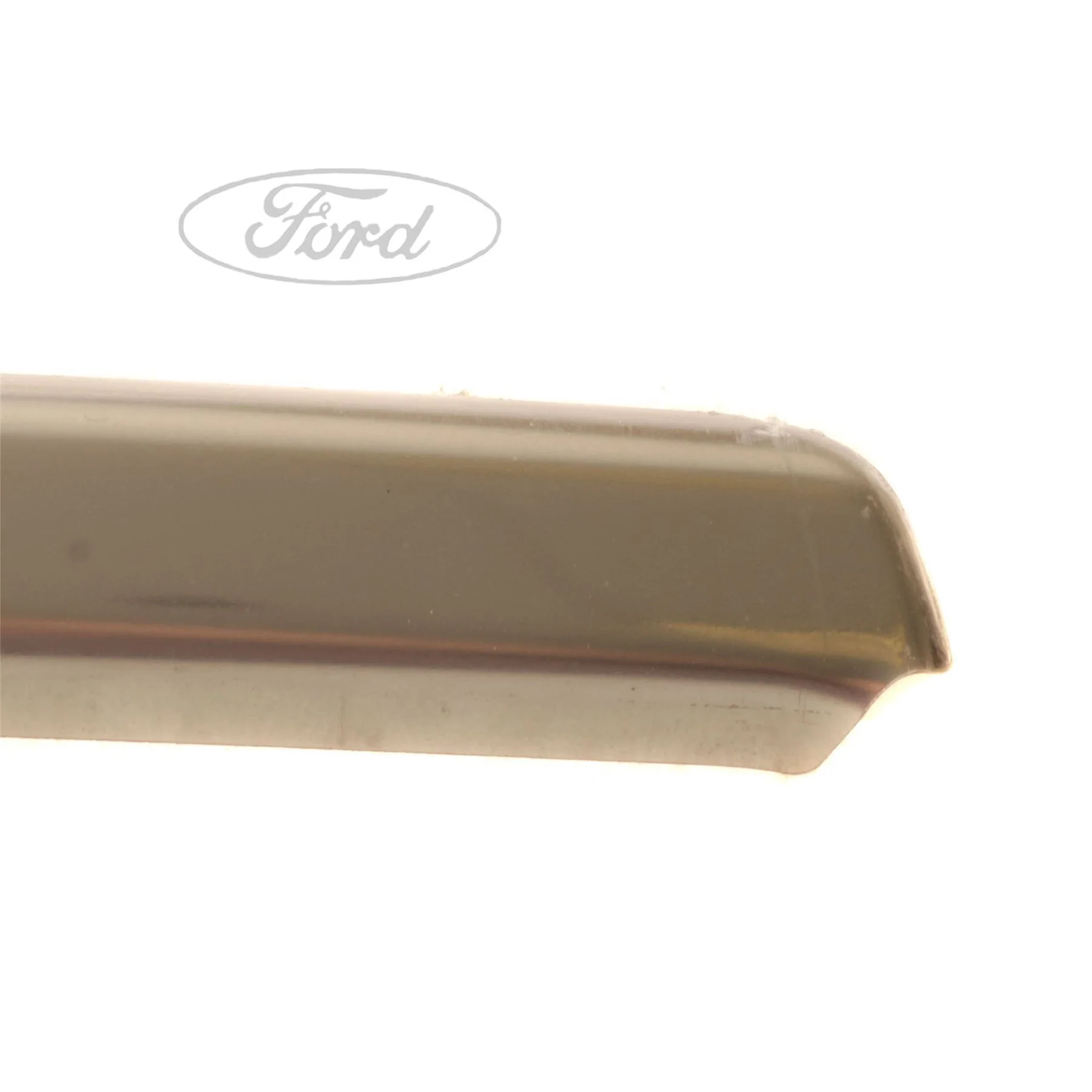 MONDEO FRONT BUMPER LOWER GRILLE CHROME TRIM TITANIUM X - Image 4
