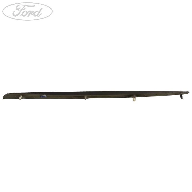 FRONT DOOR TRIM