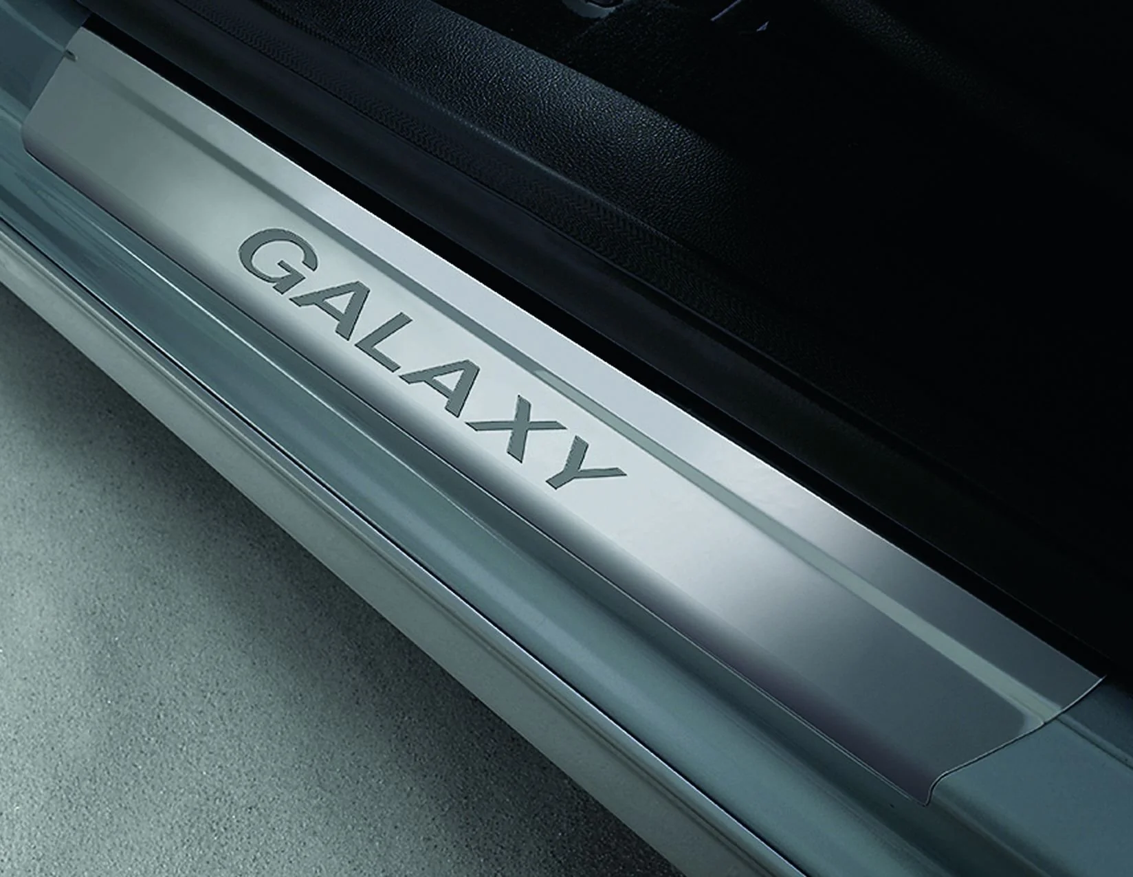 GALAXY SCUFF PLATES 04/2006 04/2015