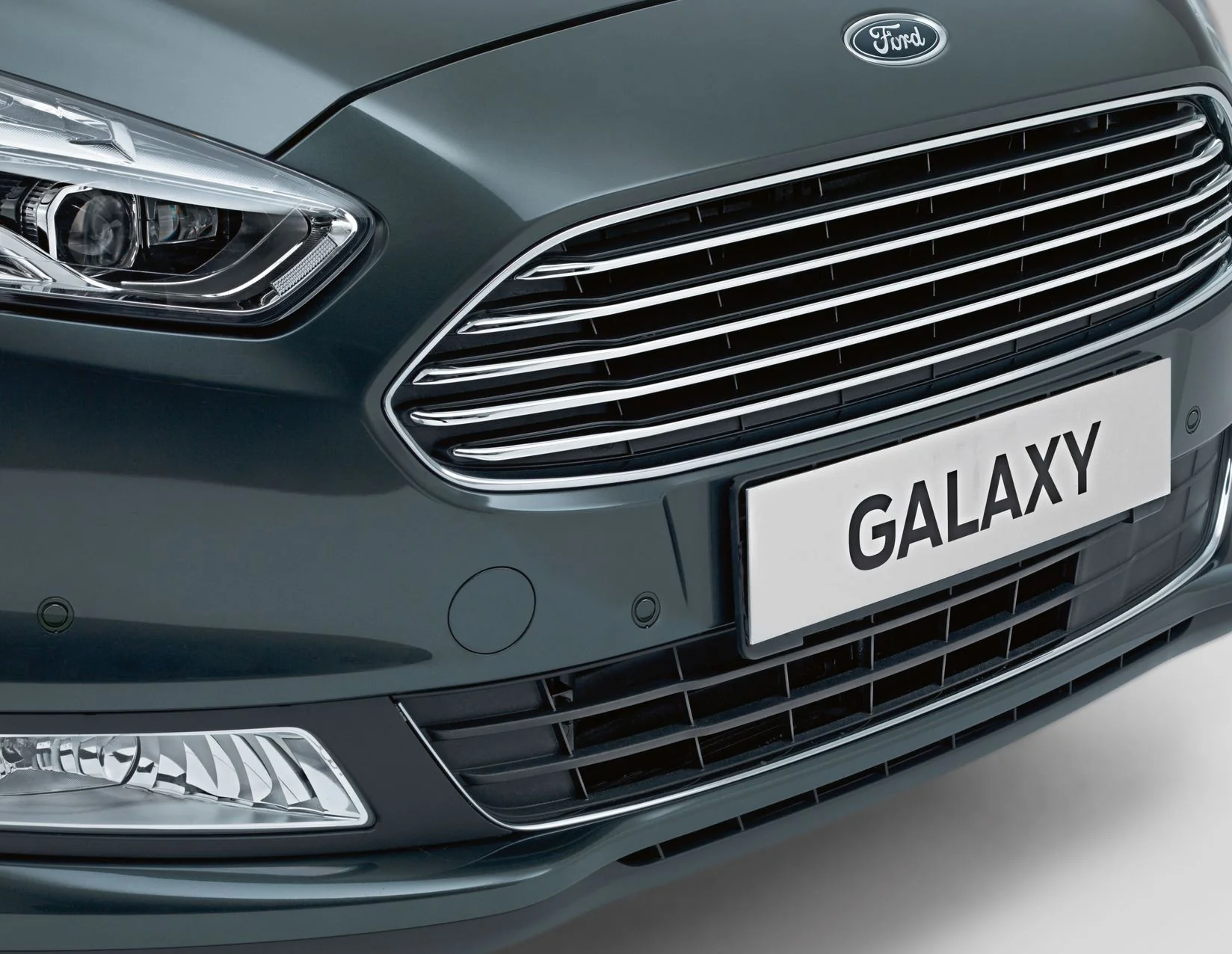 GALAXY XVISION (SCC)* PARKING DISTANCE SENSORS WITH FITTING 05/2015