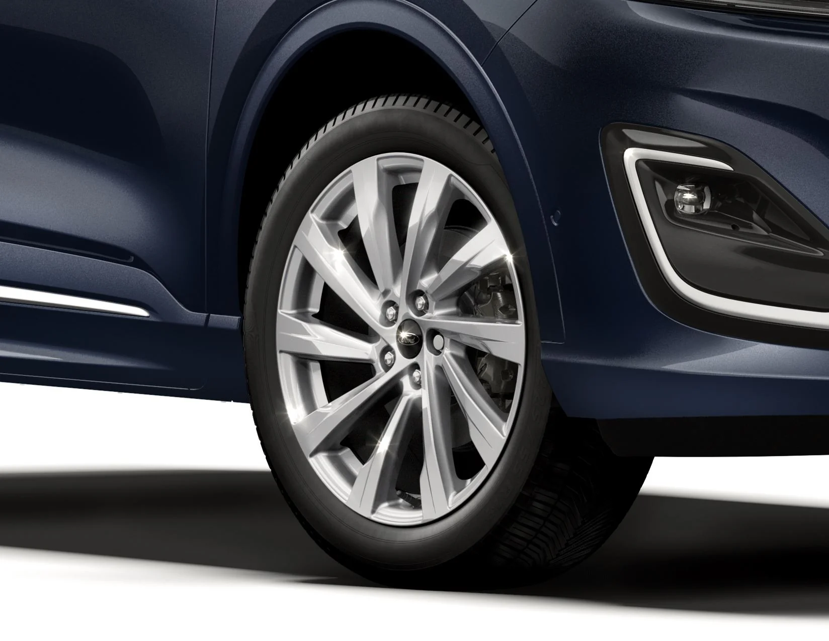 KUGA 19" ALLOY WHEEL 10-SPOKE DESIGN LUSTER NICKEL FINISH 2020-ONWARDS