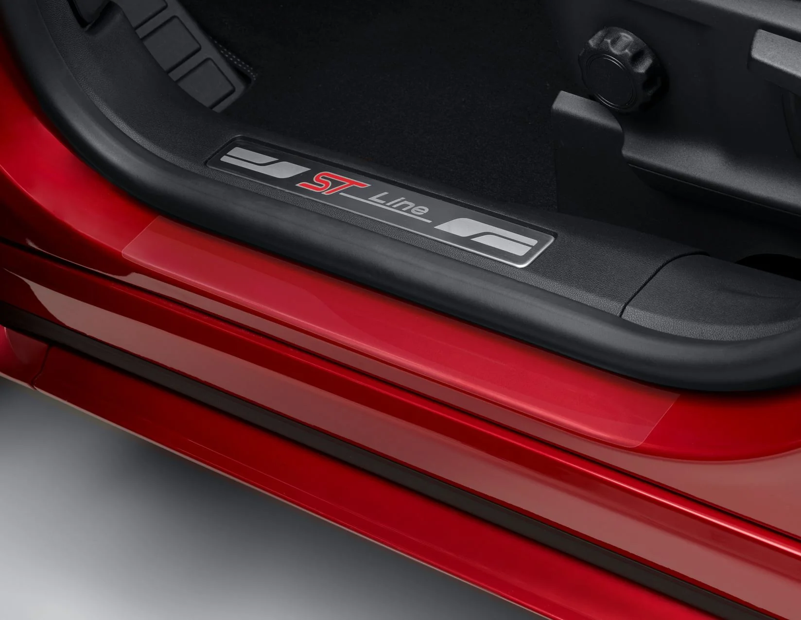 KUGA FROM 12/2019 DOOR SILLS PROTECTION FOIL FOR FRONT AND REAR - Image 4