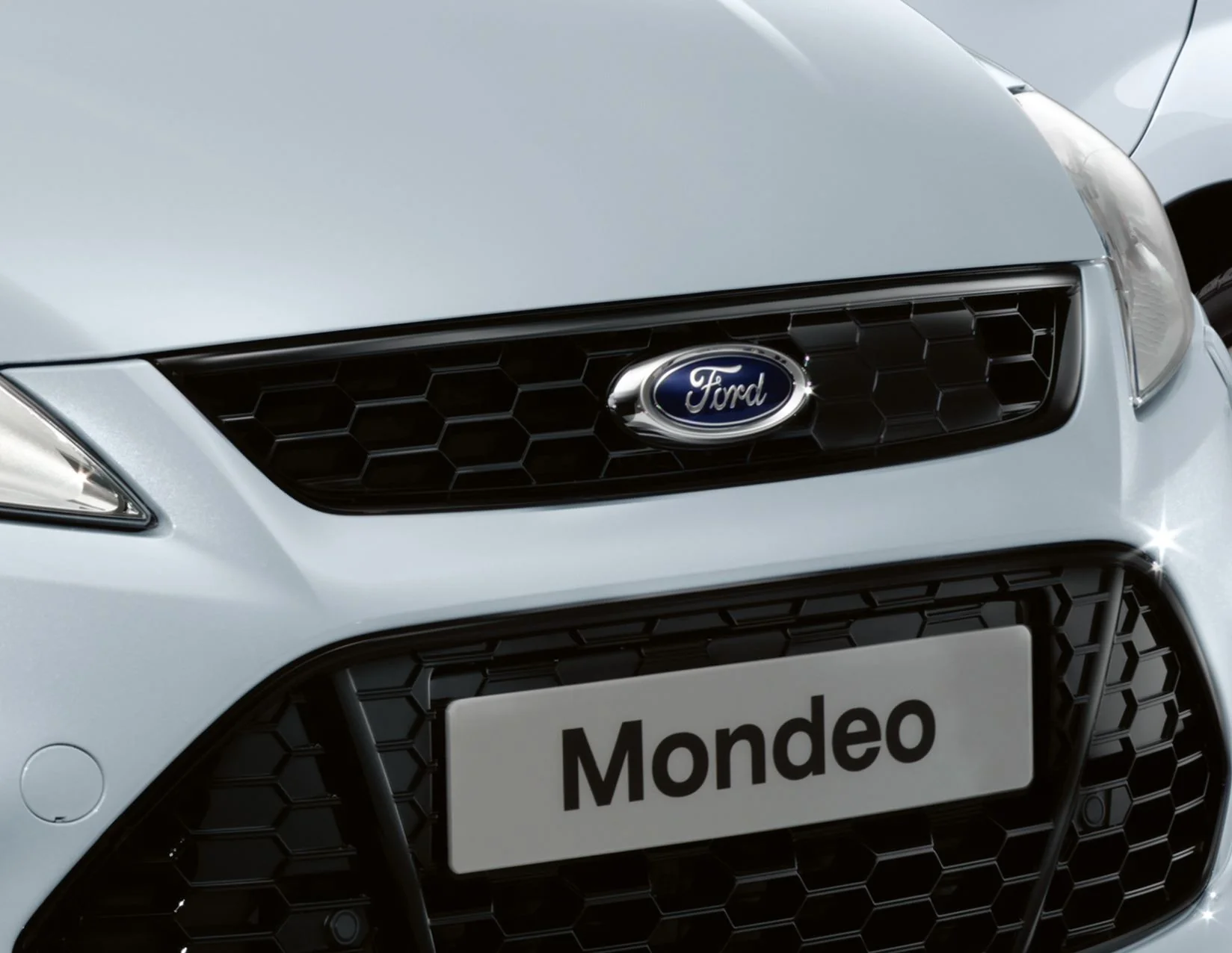 MONDEO FRONT GRILLE 09/2010 12/2014