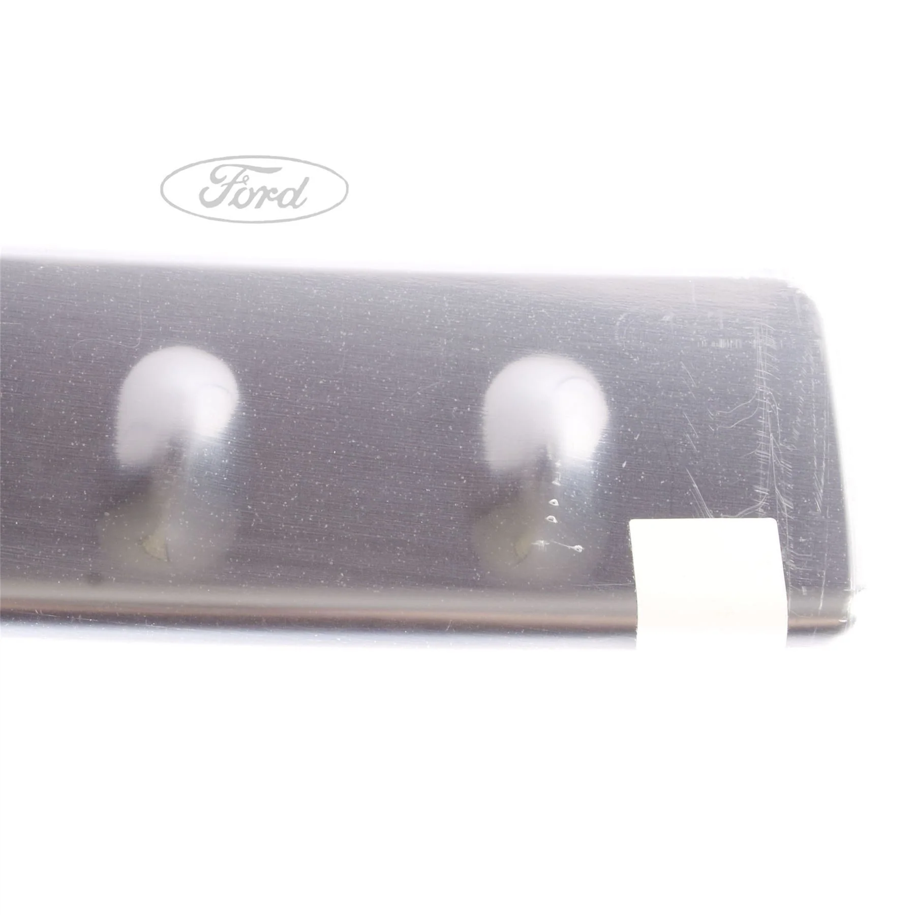 MONDEO TAILGATE BOOT STEP SCUFF PLATE ESTATE 2005-2007 - Image 3