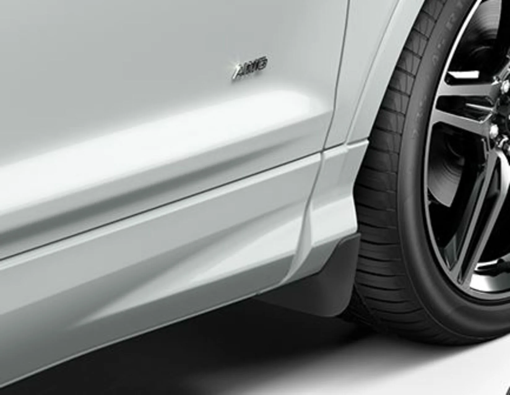 MUD FLAPS FRONT AND REAR 09/2016 12/2019