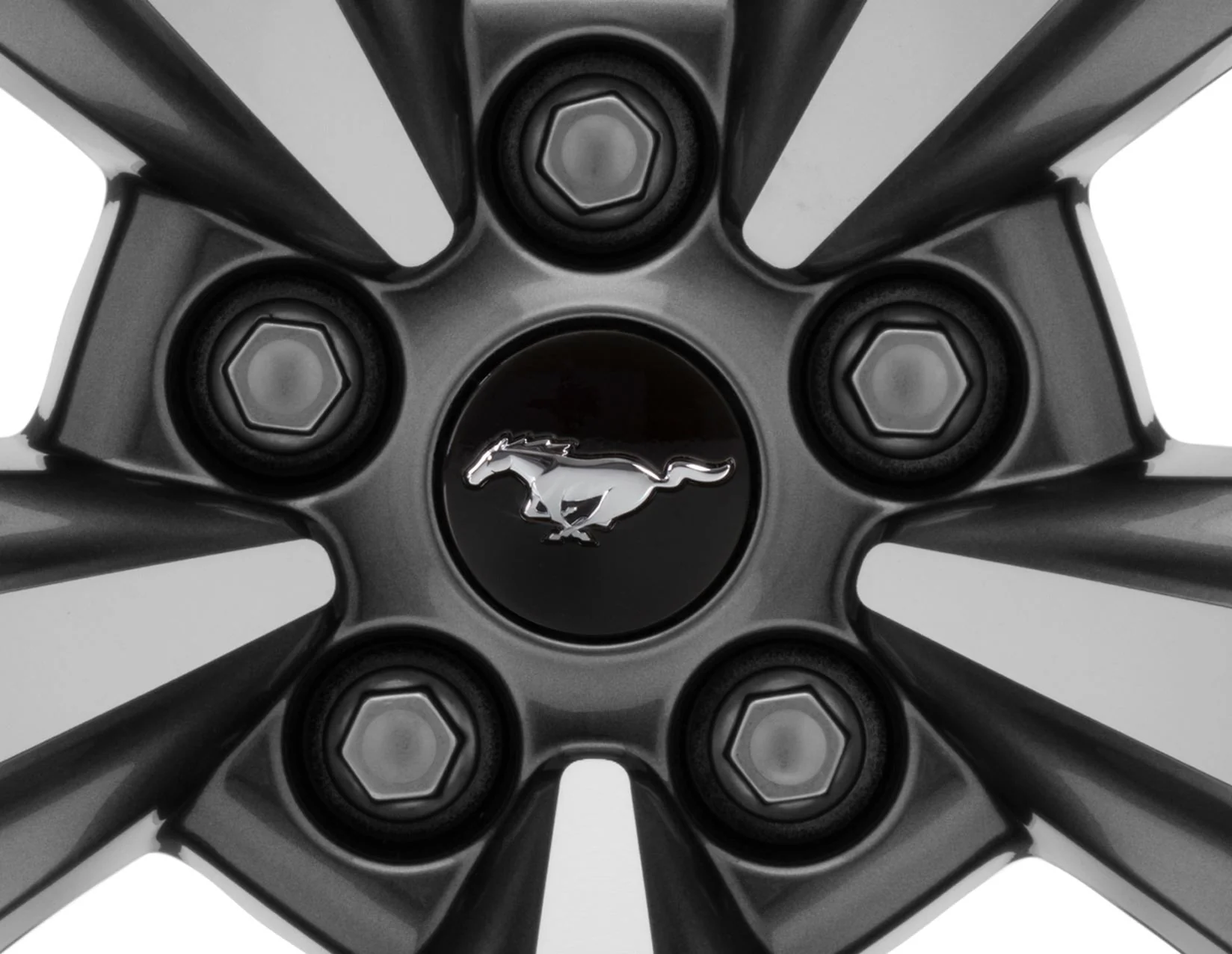 MUSTANG® FROM 03/2015 CENTRE CAP WITH MUSTANG LOGO - Image 6