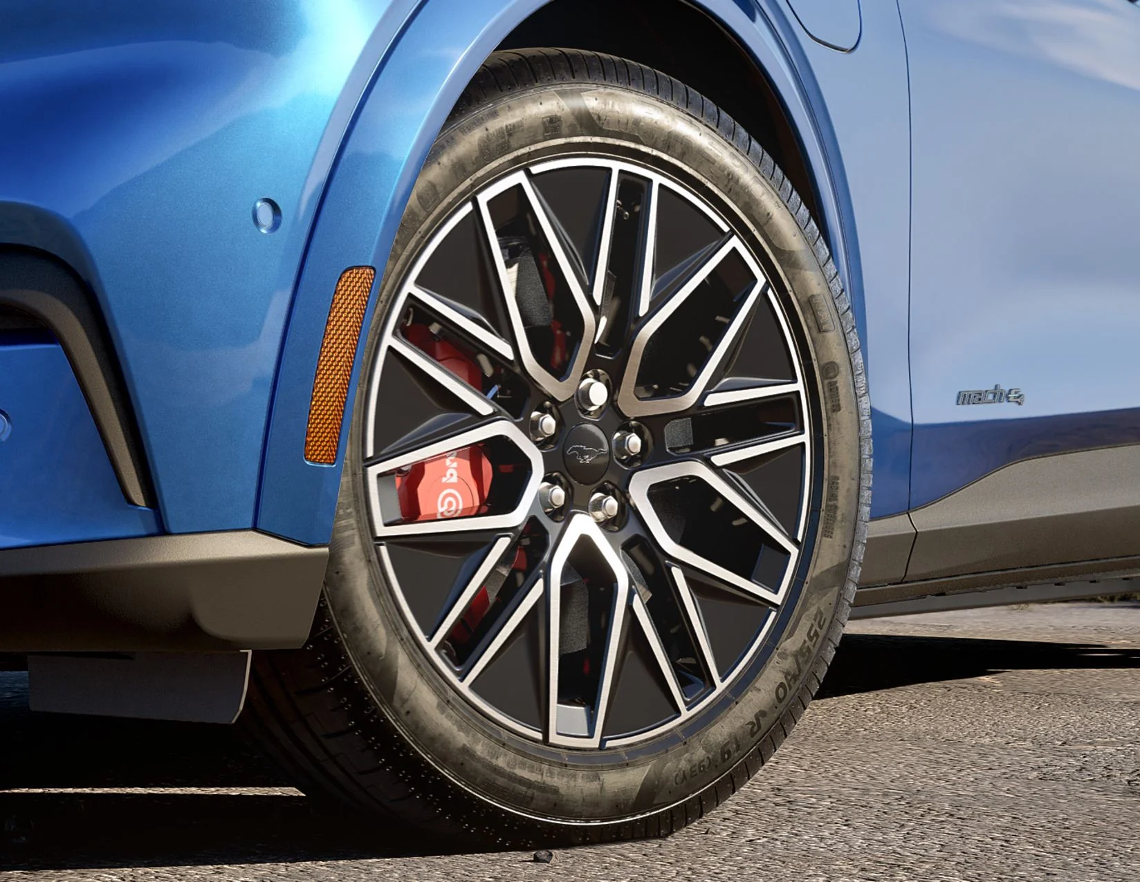 MUSTANG MACH-E® FROM 07/2020 ALLOY WHEEL 19" 5 X 2-SPOKE DESIGN