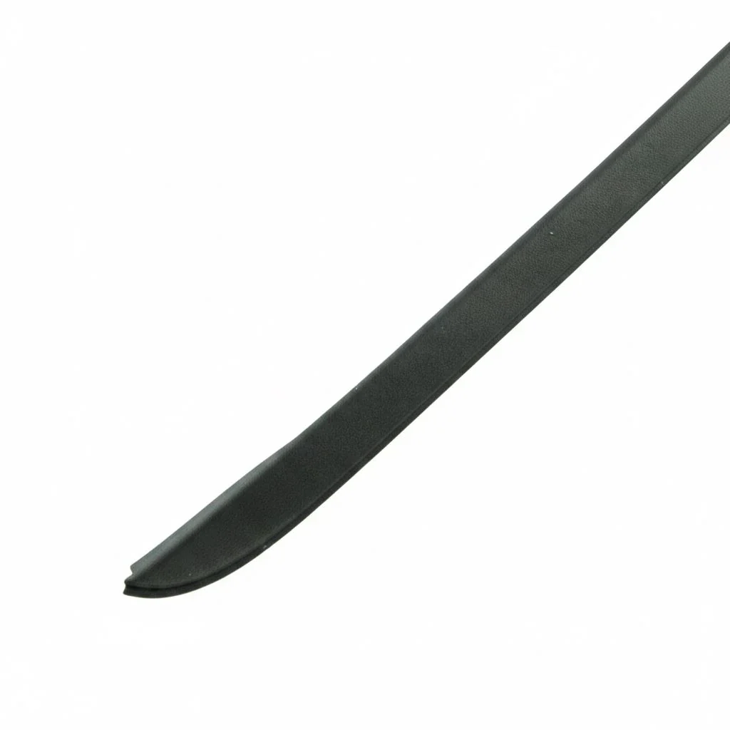 Puma O/S Outer Windscreen Moulding 2020-Onwards - Image 2