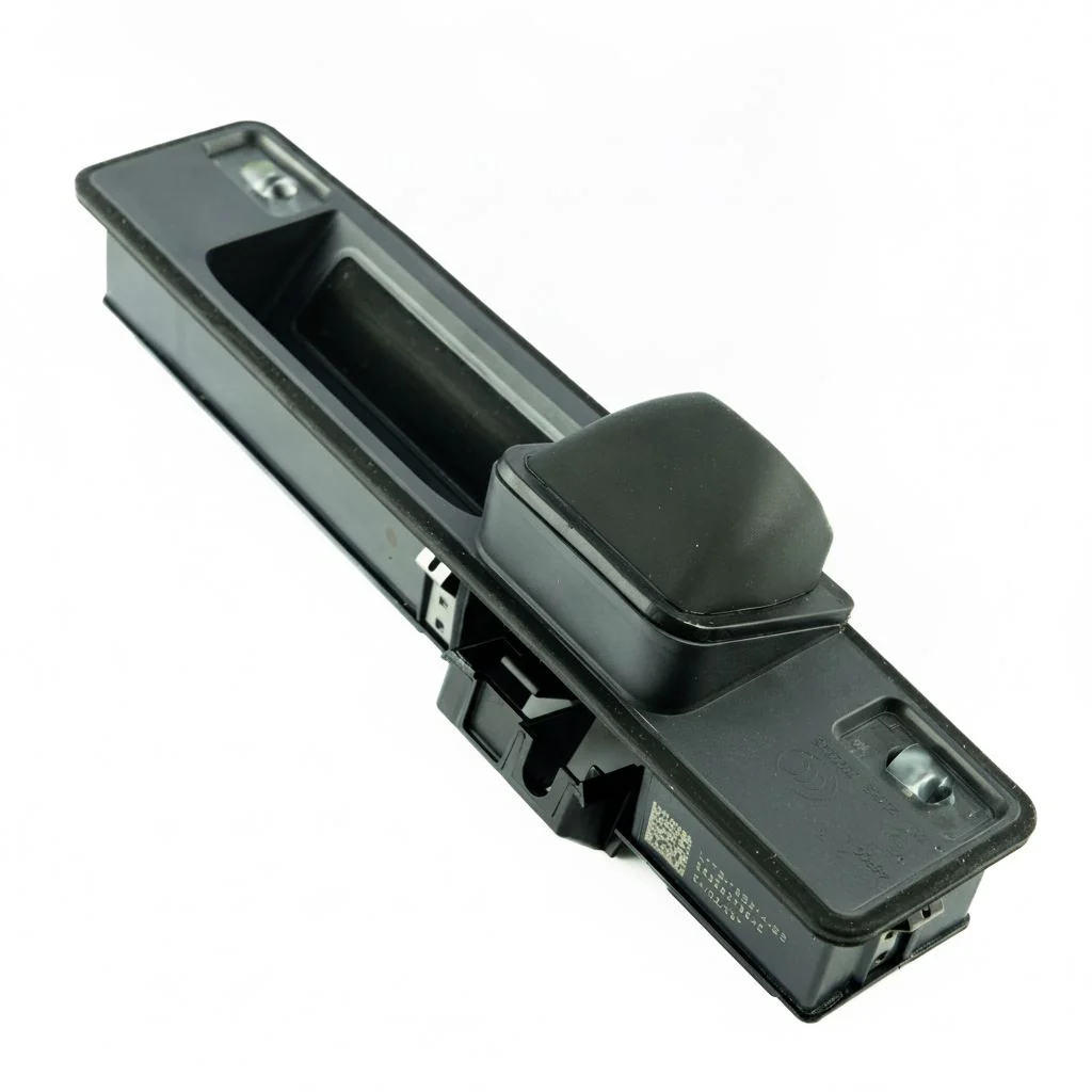 Puma Rear Luggage Compartment Lock Switch 2020-2024 - Image 3