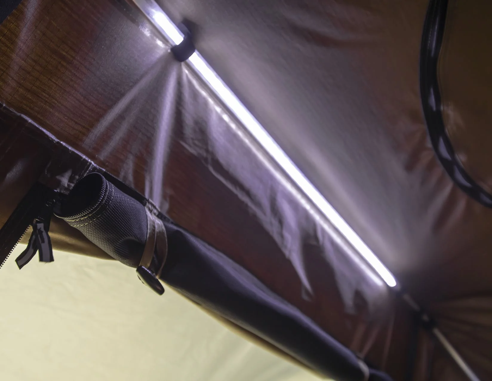ARB* ROOFTOP TENT ESPERANCE,HARD SHELL,WITH LADDER - Image 18