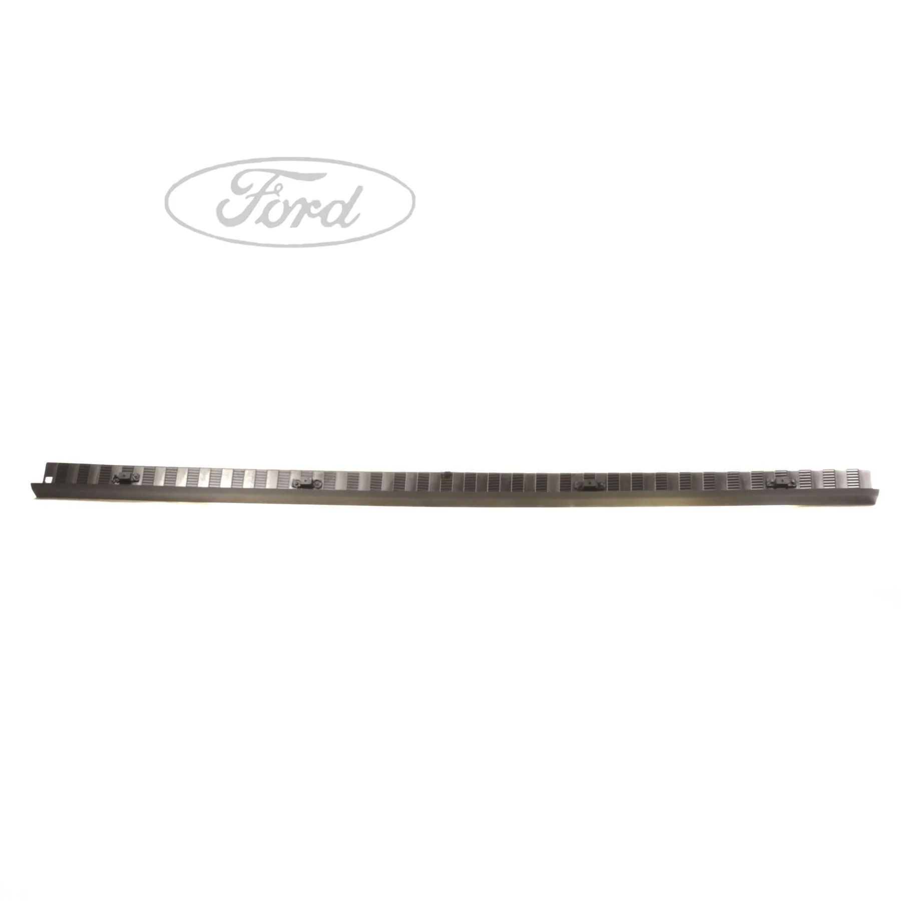 REAR BUMPER TREAD PLATE SEAL - Image 3