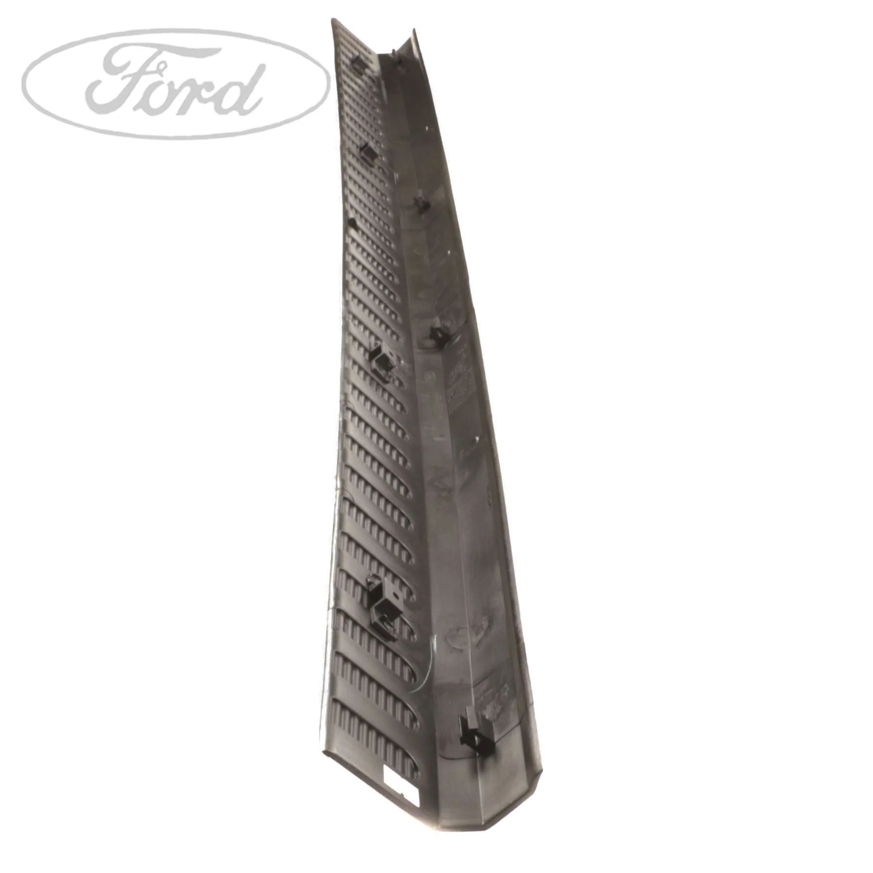 REAR BUMPER TREAD PLATE SEAL - Image 4
