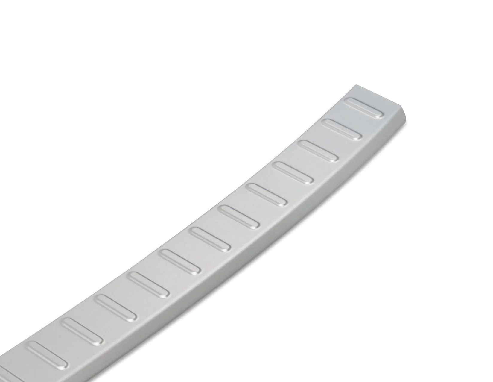 TOURNEO/TRANSIT CONNECT REAR BUMPER PROTECTOR COVER,RIBBED - Image 3