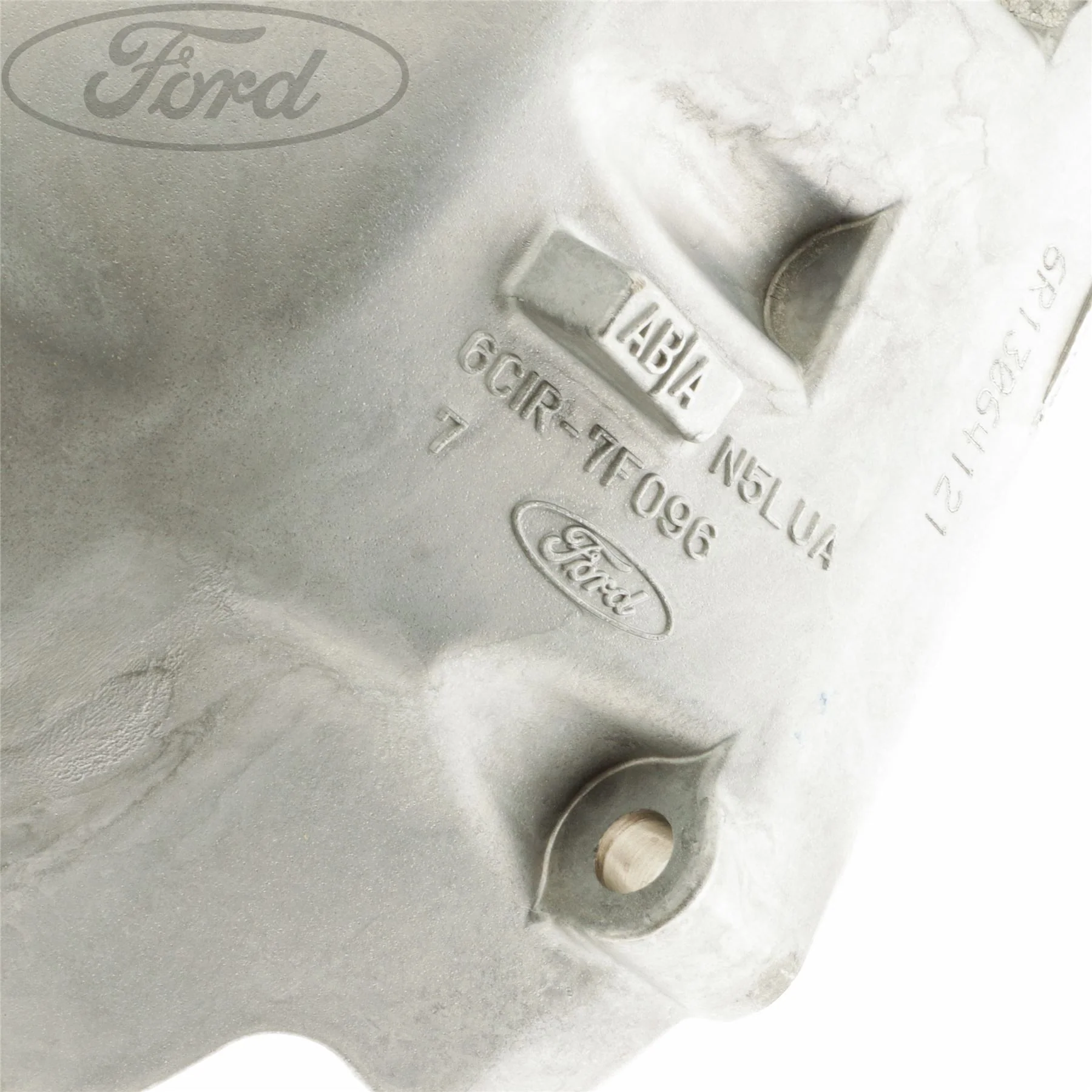 TRANSIT 5 SPEED GEARBOX TRANSAXLE CASE VXT75
