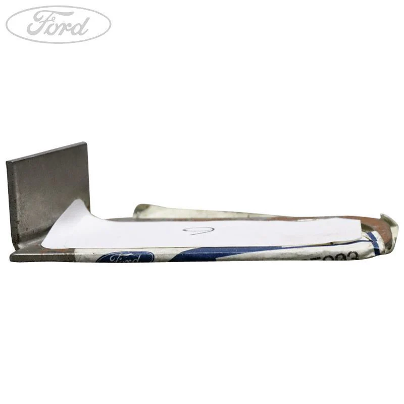 TRANSIT CONNECT FLOOR FUEL PIPE SUPPORT BRACKET 05/2002 - Image 3