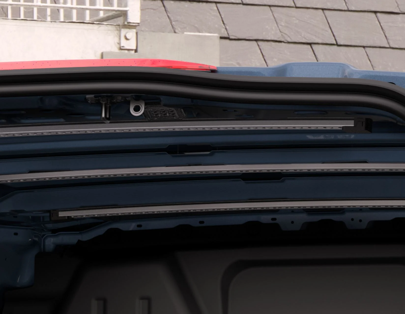 TRANSIT CUSTOM FROM 09/2023 AIRLINE ROOF RAIL KIT ILLUMINATED - Image 2